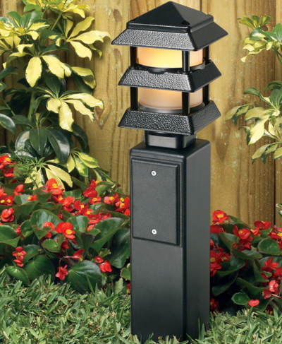 LANDSCAPE GARDEN POWER AND LIGHTING POST